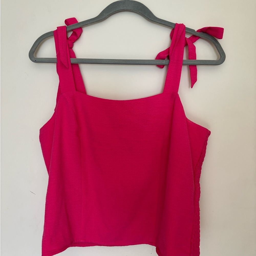 Cute pink tie blouse. Old Navy.